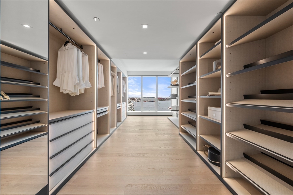 150 Seaport Blvd #15CD Boston, MA 02210 150 Seaport Blvd #15CD Boston, MA 02210