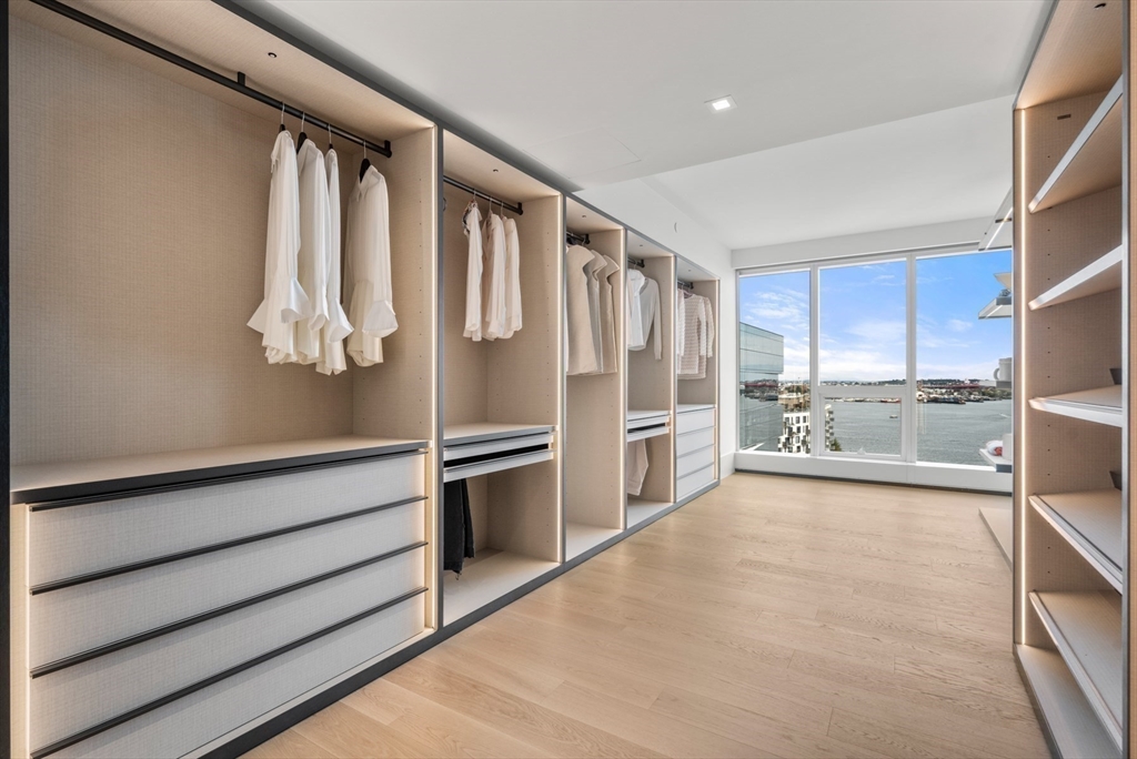 150 Seaport Blvd #15CD Boston, MA 02210 150 Seaport Blvd #15CD Boston, MA 02210