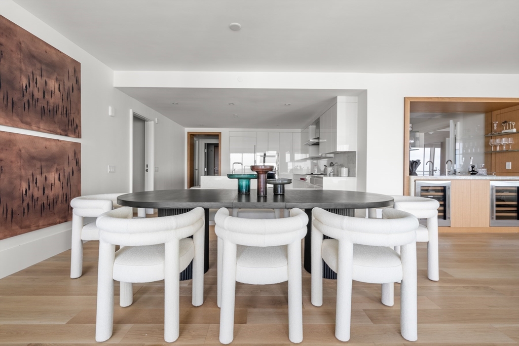 150 Seaport Blvd #15CD Boston, MA 02210 150 Seaport Blvd #15CD Boston, MA 02210