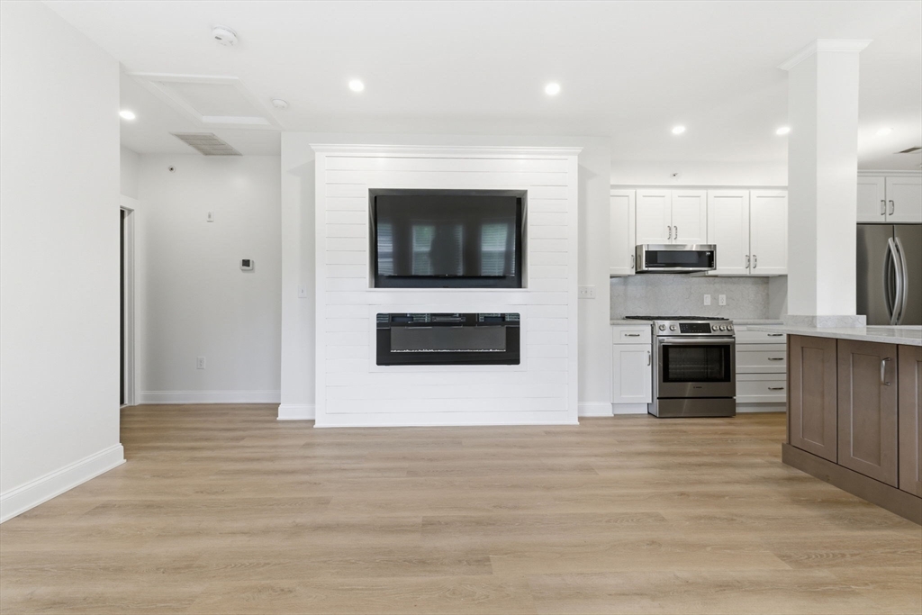317 Main St #7 Wakefield, MA 01880