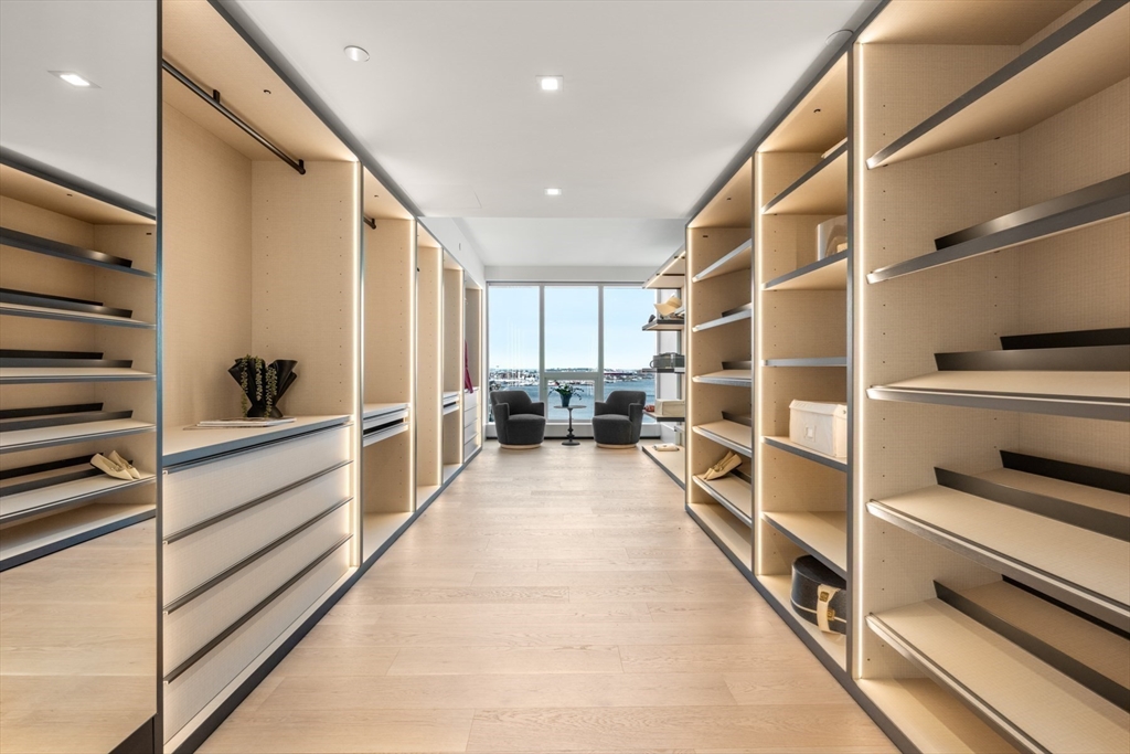 150 Seaport Blvd #15CD Boston, MA 02210