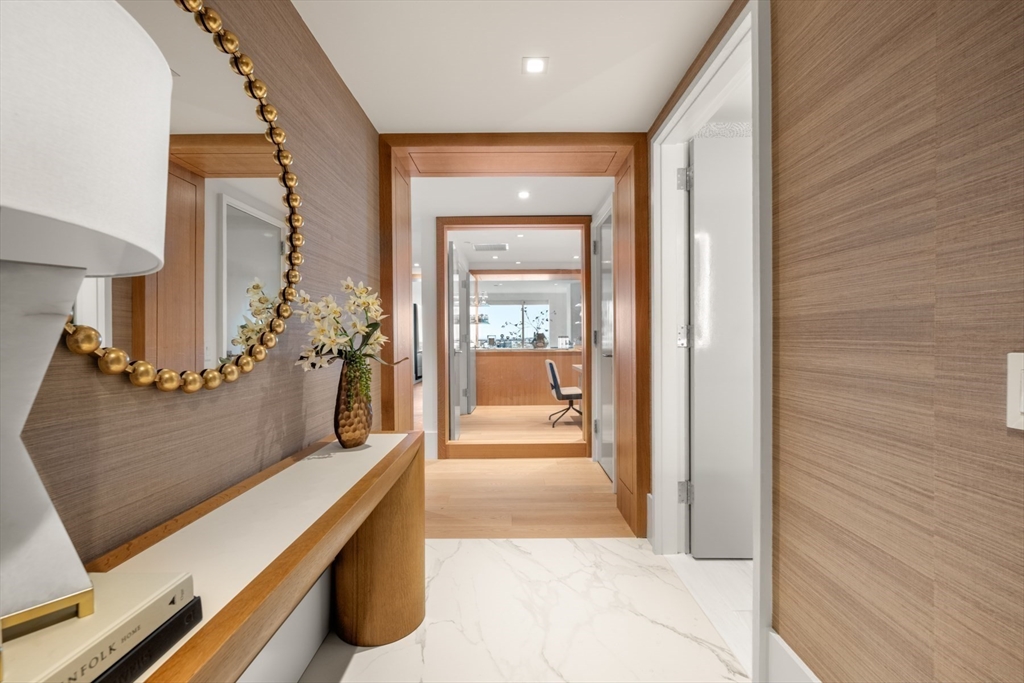 150 Seaport Blvd #15CD Boston, MA 02210