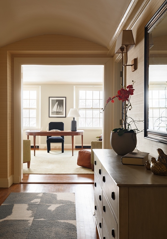 172 Beacon St #4 Boston, MA 02116