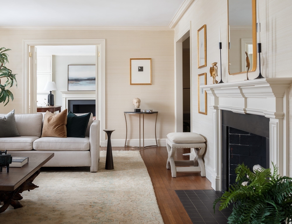 172 Beacon St #4 Boston, MA 02116