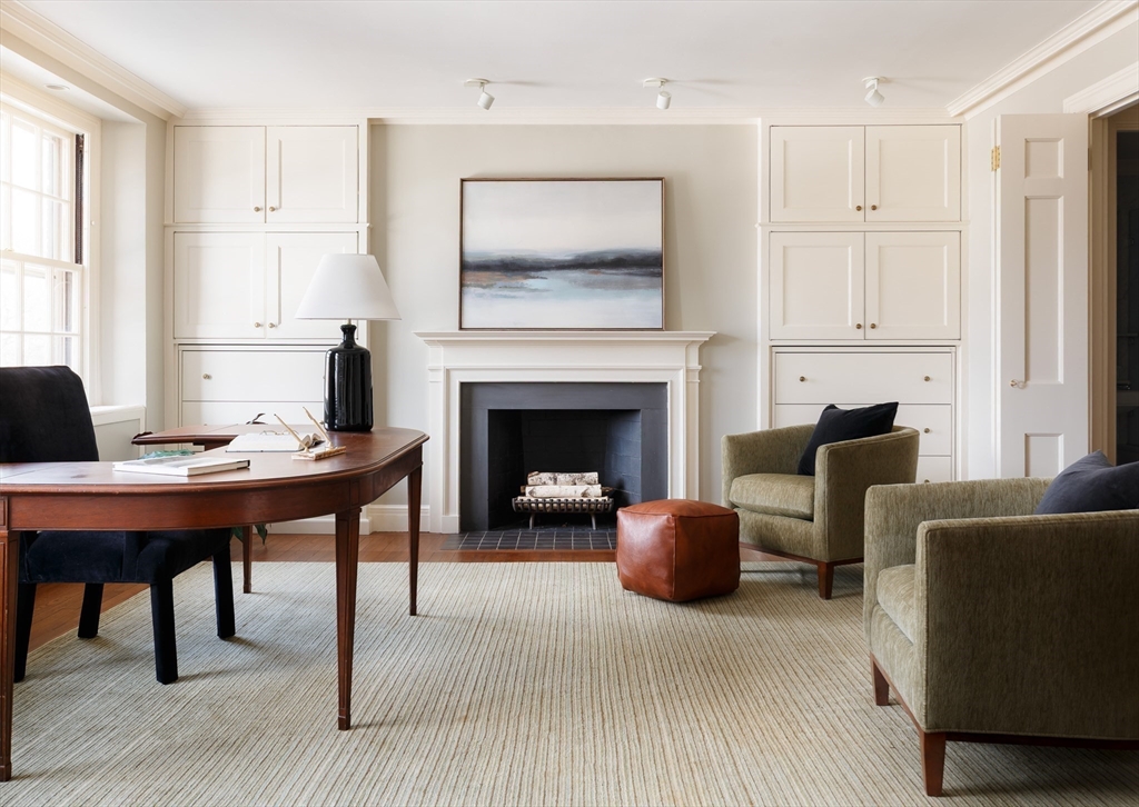 172 Beacon St #4 Boston, MA 02116