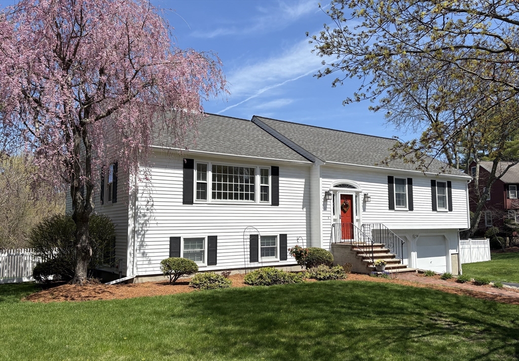 6 Apollo Cir
