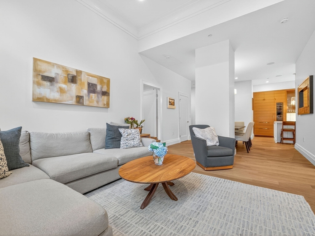 45 Temple St #408 Boston, MA 02114