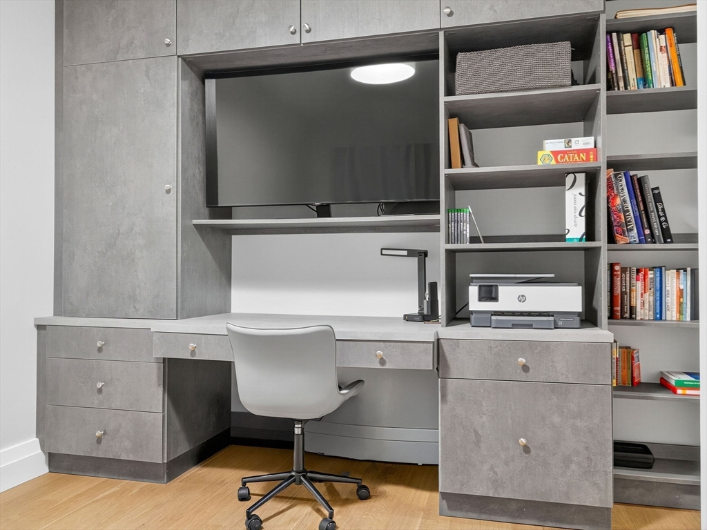 45 Temple St #408 Boston, MA 02114