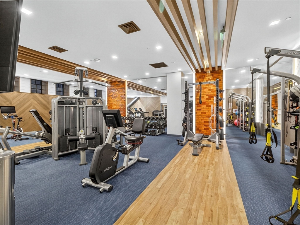 45 Temple St #408 Boston, MA 02114