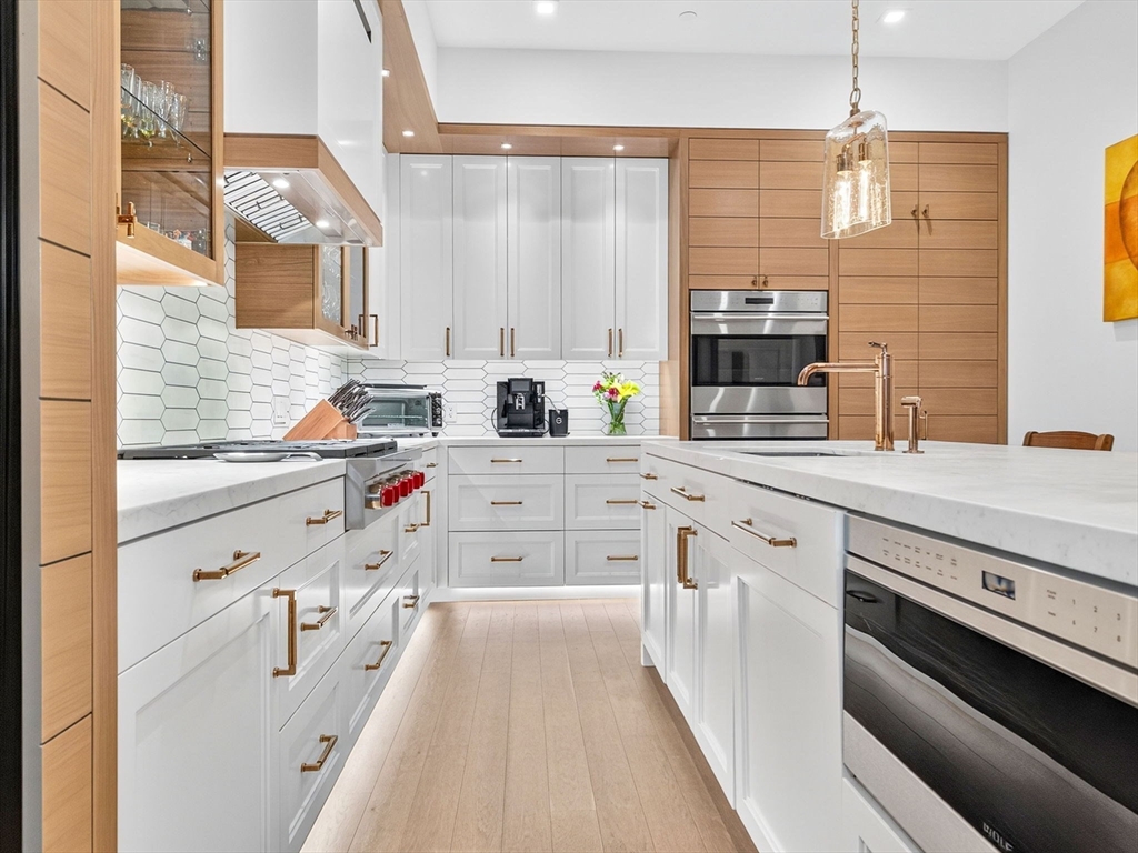 45 Temple St #408 Boston, MA 02114