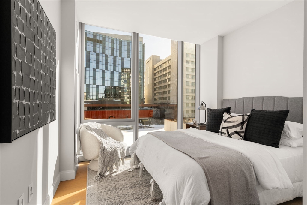 100 Shawmut Ave #309 Boston, MA 02118