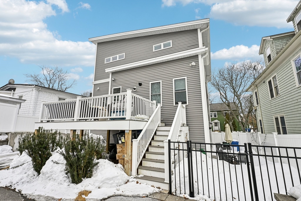 10 Wakefield Ave #B Wakefield, MA 01880