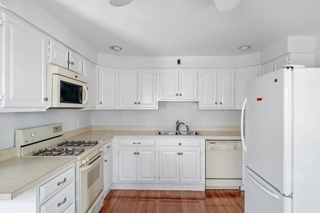 1068 Main St #1068 Wakefield, MA 01880