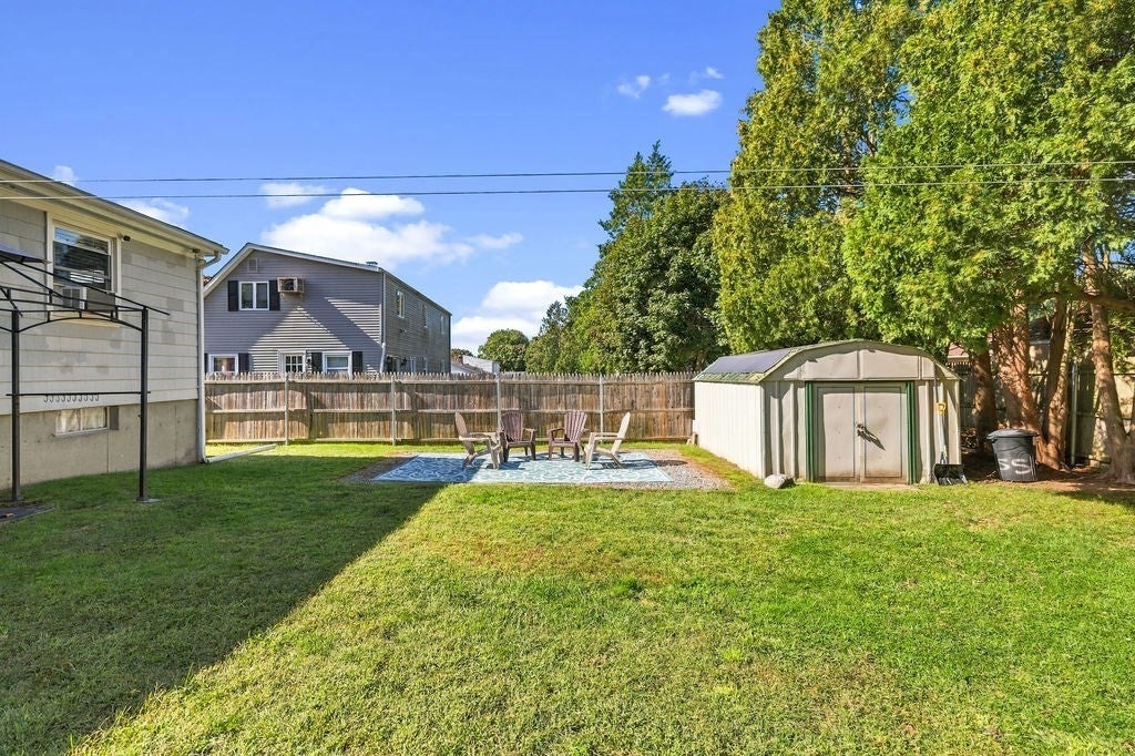 24 Vincenzo Dr West Warwick, RI 02893