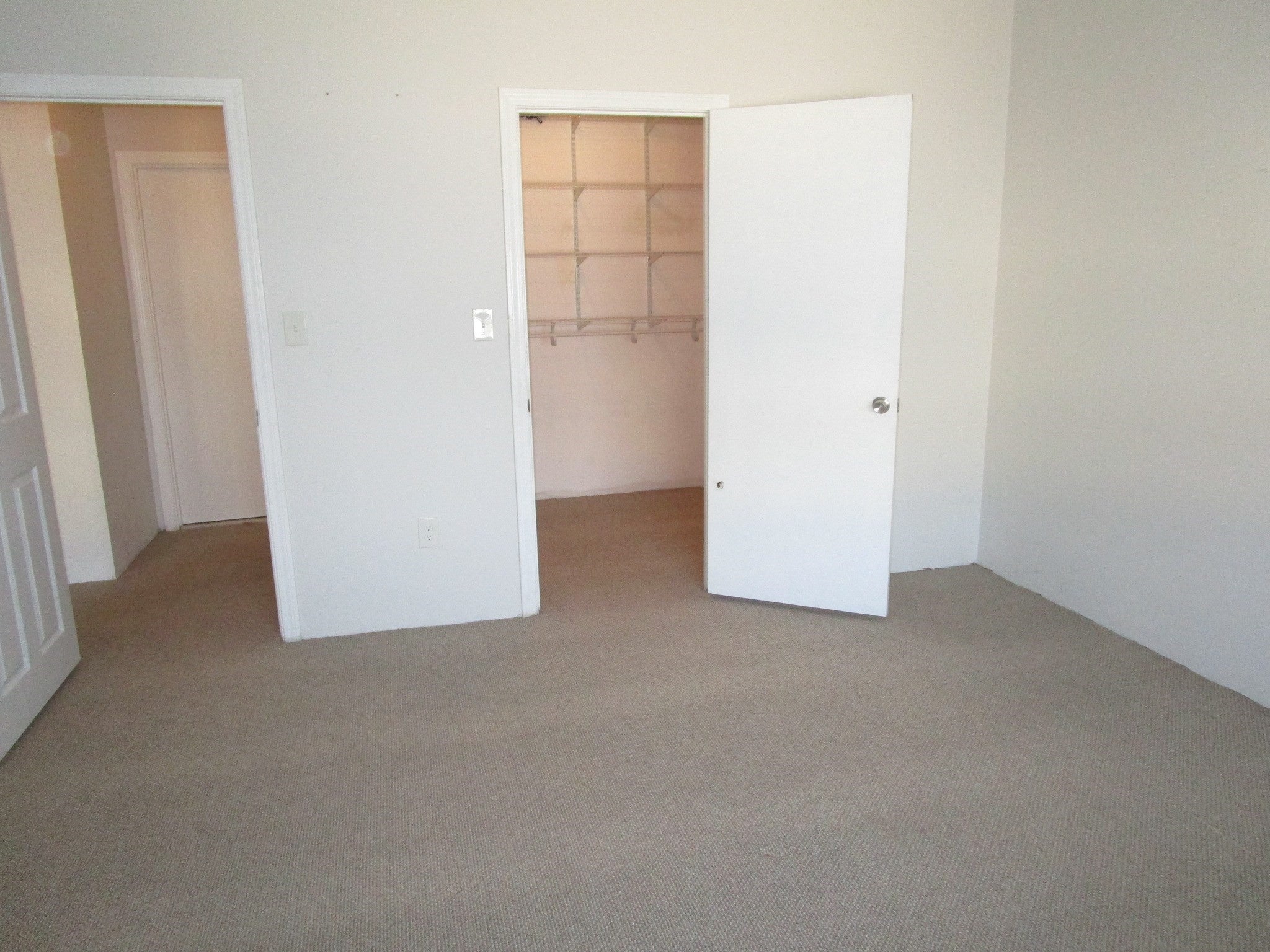 26 Chestnut St #16 Wakefield, MA 01880