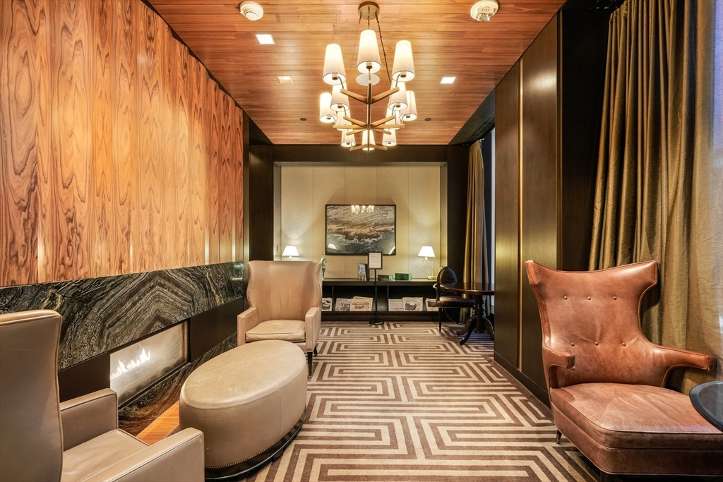 1 Franklin St #1709 Boston, MA 02110