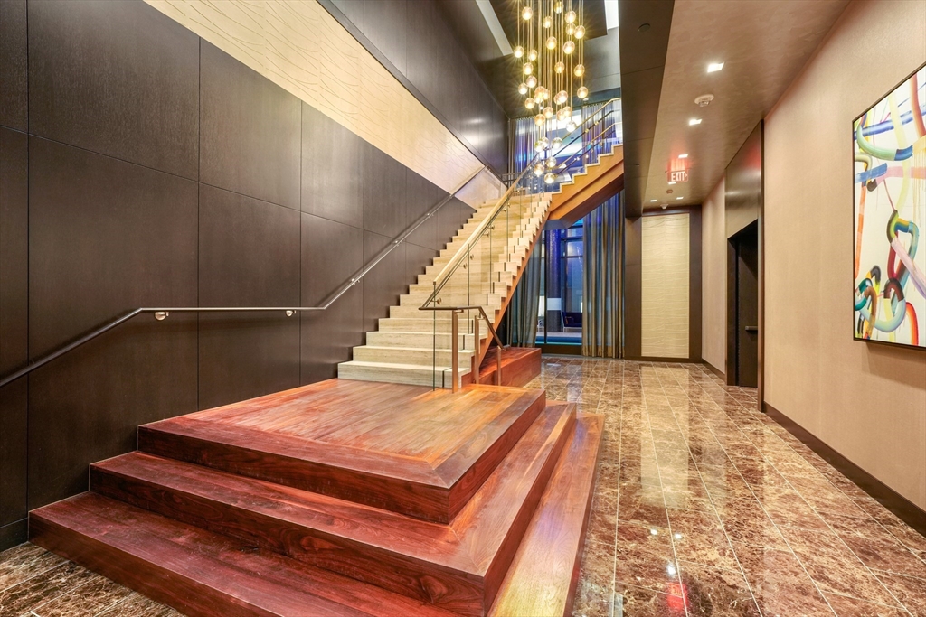 1 Franklin St #1709 Boston, MA 02110