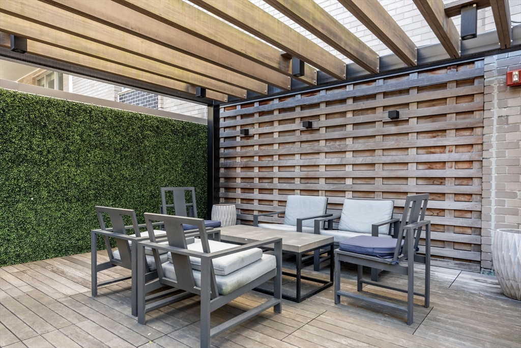 151 Tremont St #10S Boston, MA 02111