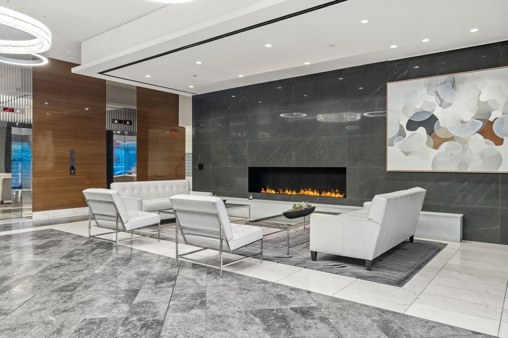 151 Tremont St #10S Boston, MA 02111