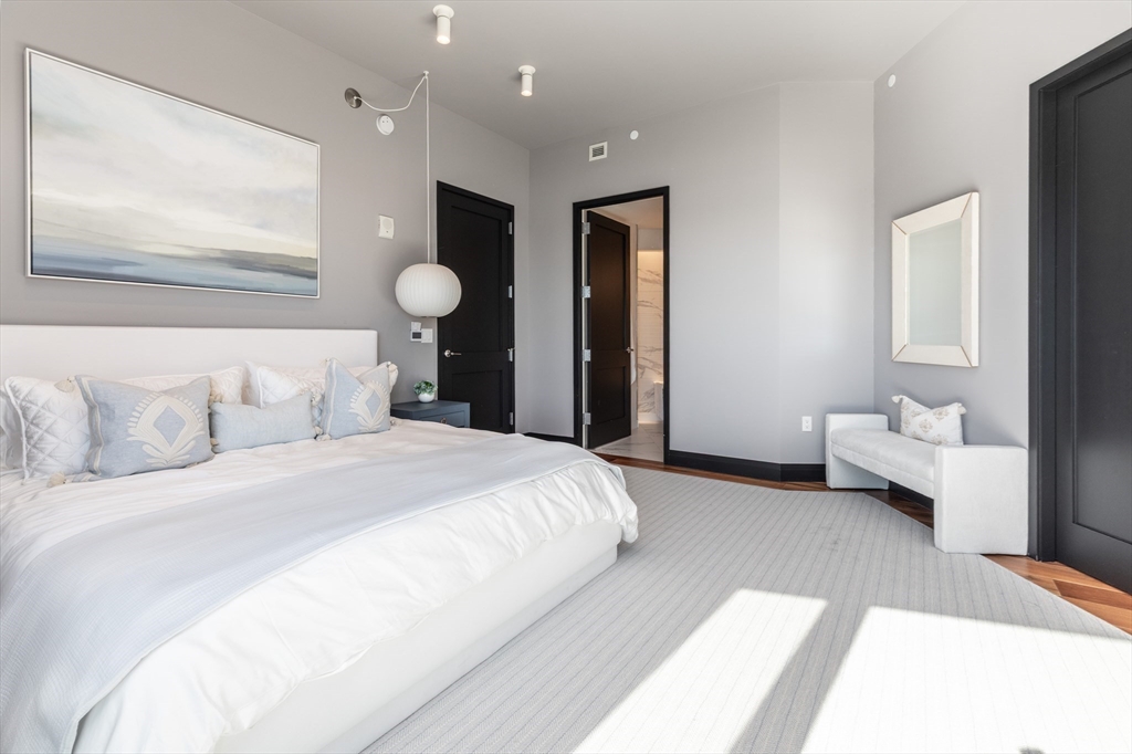 300 Pier 4th Blvd #PH J Boston, MA 02210