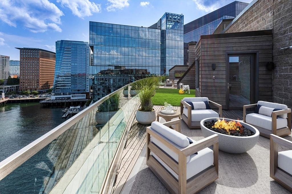 300 Pier 4th Blvd #PH J Boston, MA 02210