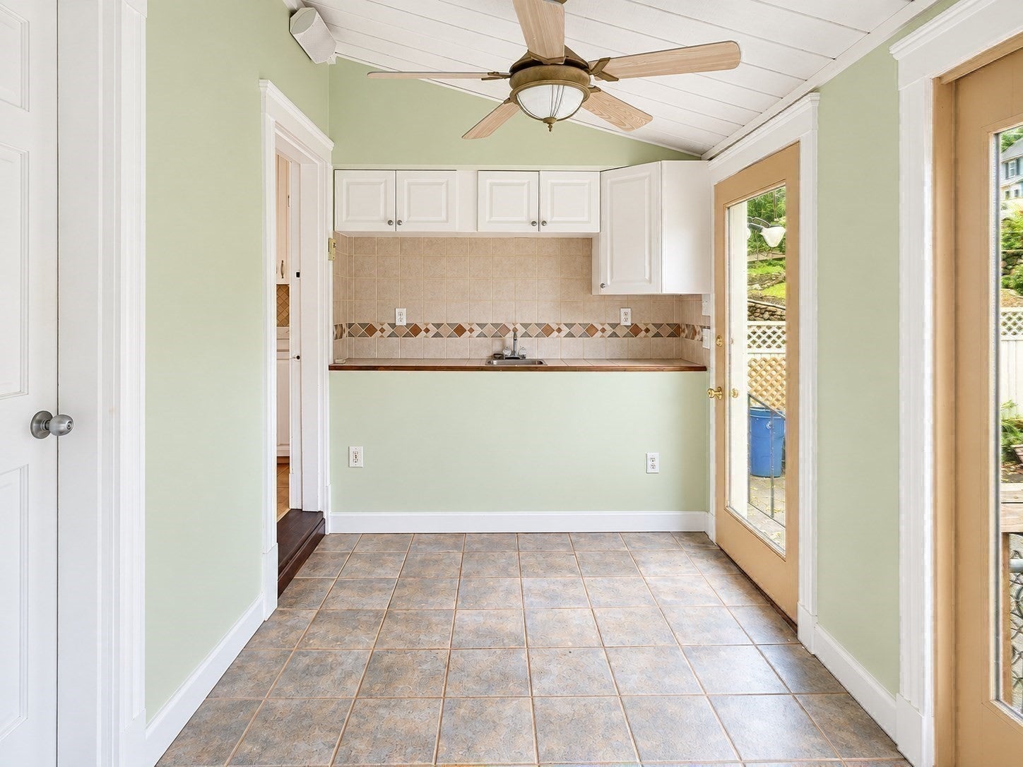 65 Chestnut St #1 Wakefield, MA 01880