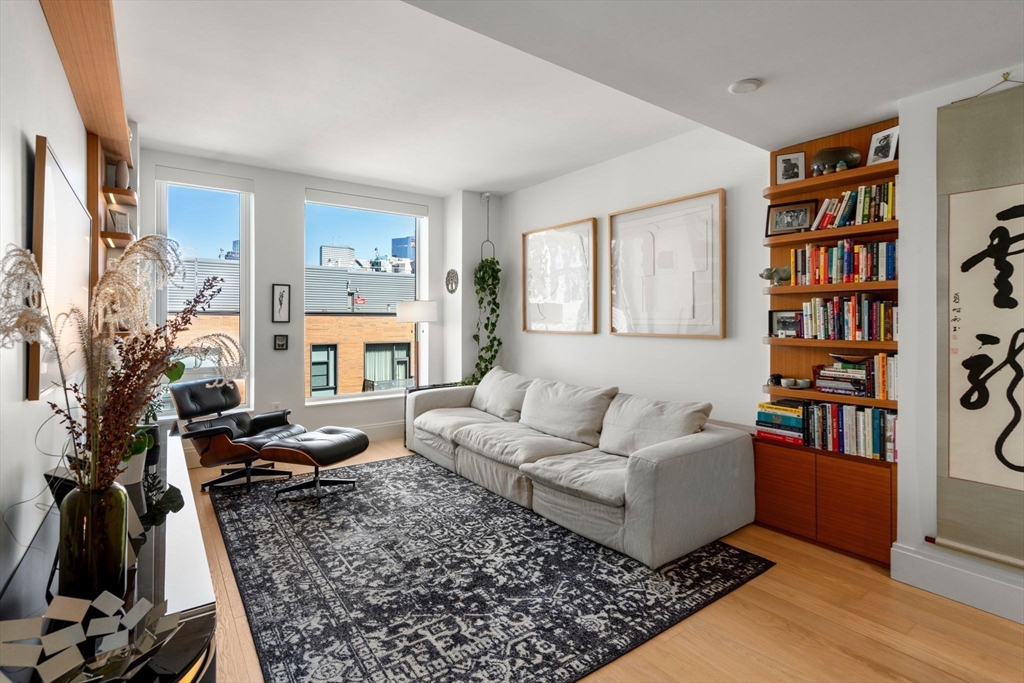 380 Harrison Ave #1121