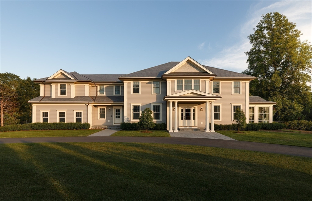 98 Heather Ln Needham, MA 02492 98 Heather Ln Needham, MA 02492