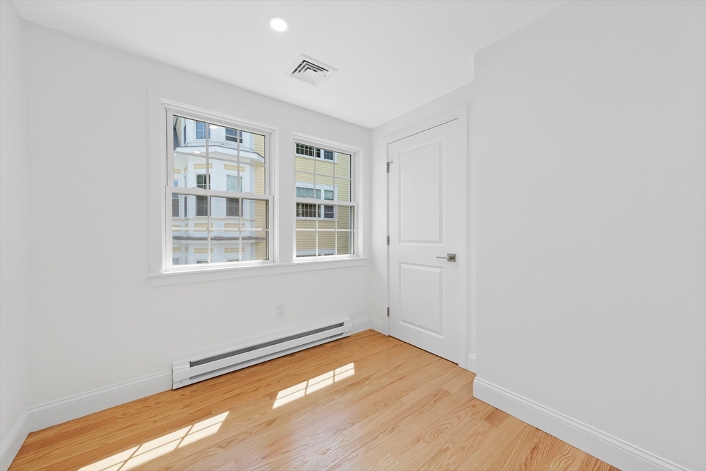 22 Park St #A Wakefield, MA 01880
