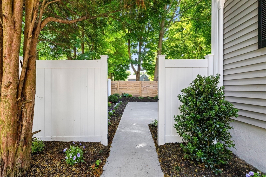 22 Park St #A Wakefield, MA 01880