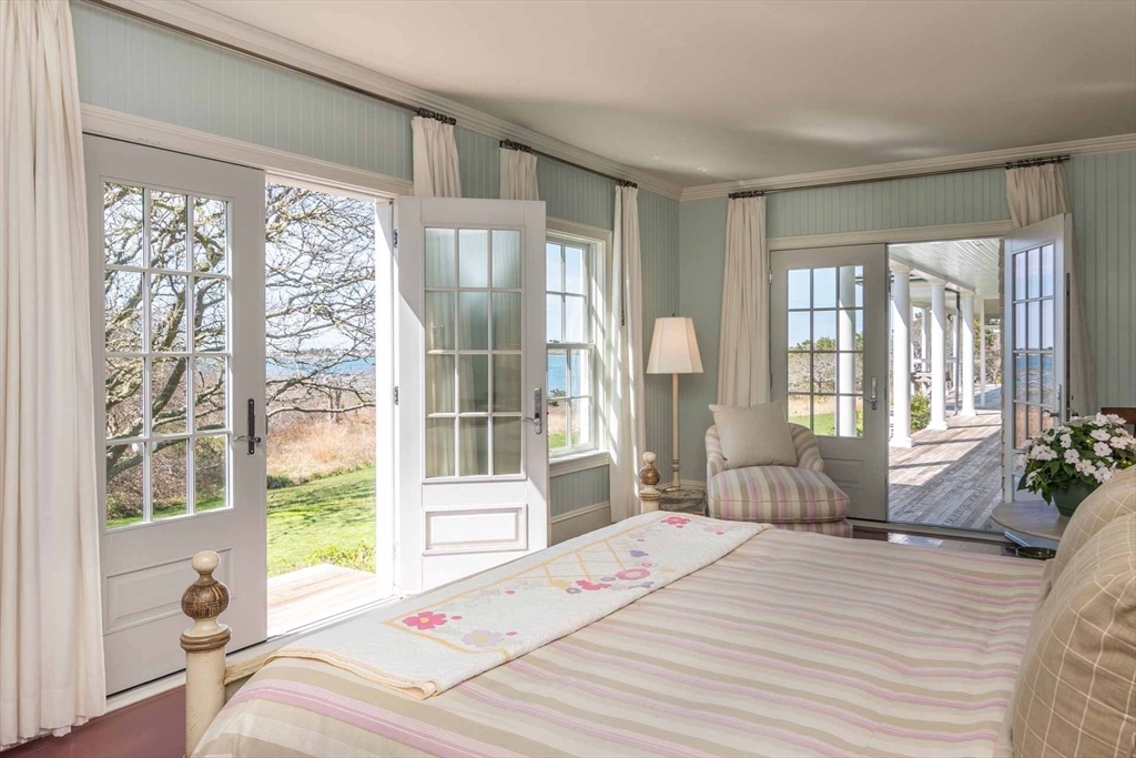 25 Lelands Path Edgartown, MA 02539 25 Lelands Path Edgartown, MA 02539