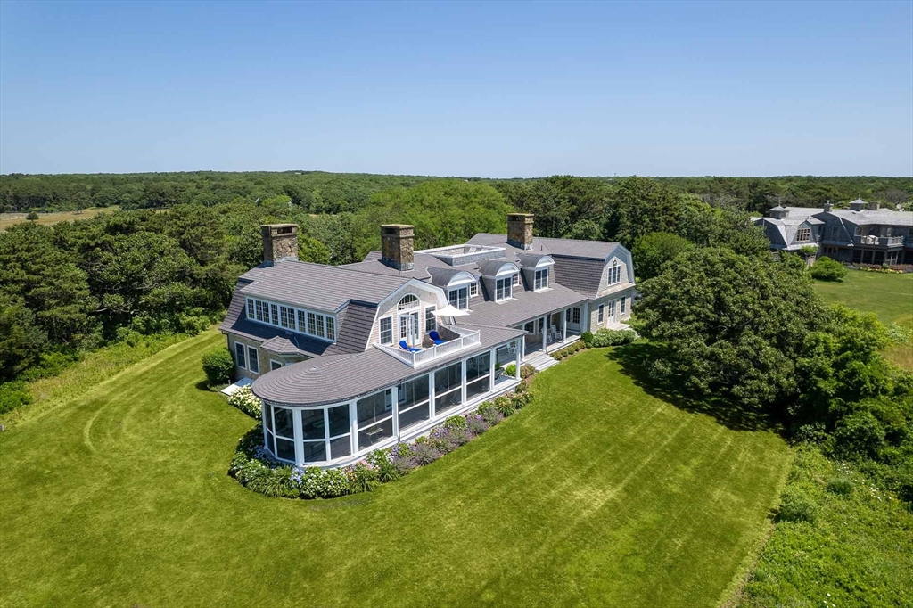 25 Lelands Path Edgartown, MA 02539 25 Lelands Path Edgartown, MA 02539