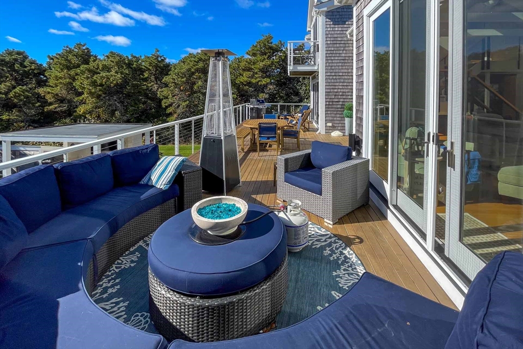 7 Katama Dr Edgartown, MA 02539