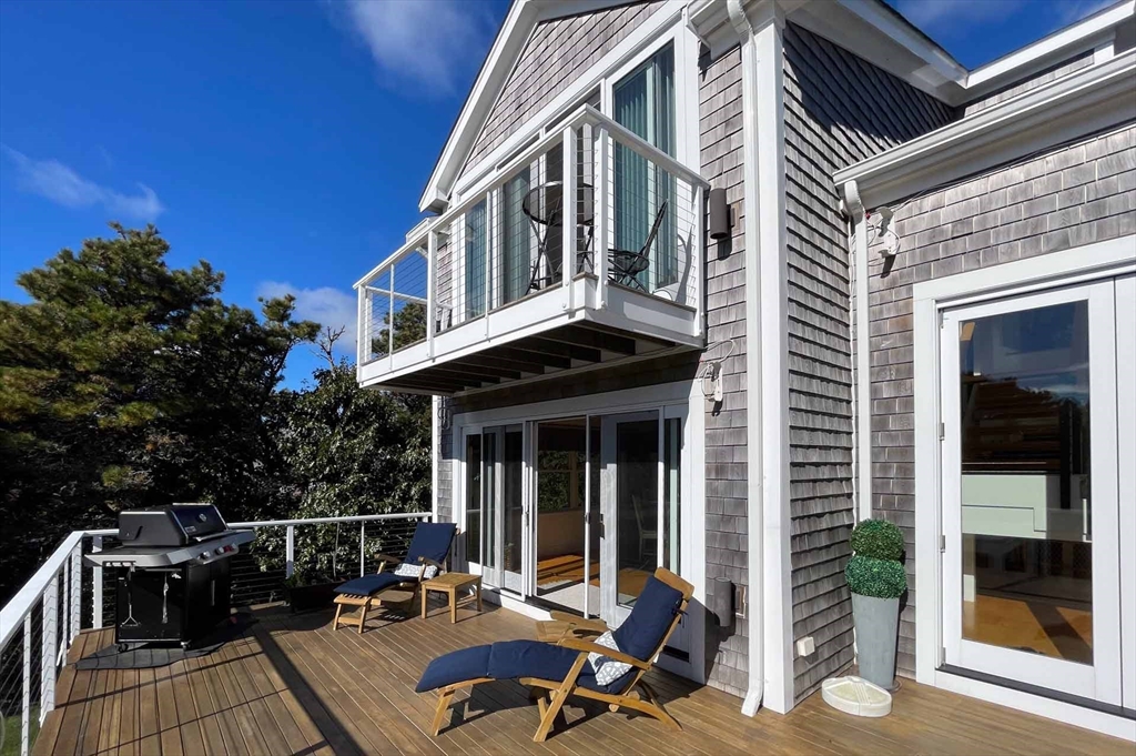 7 Katama Dr Edgartown, MA 02539