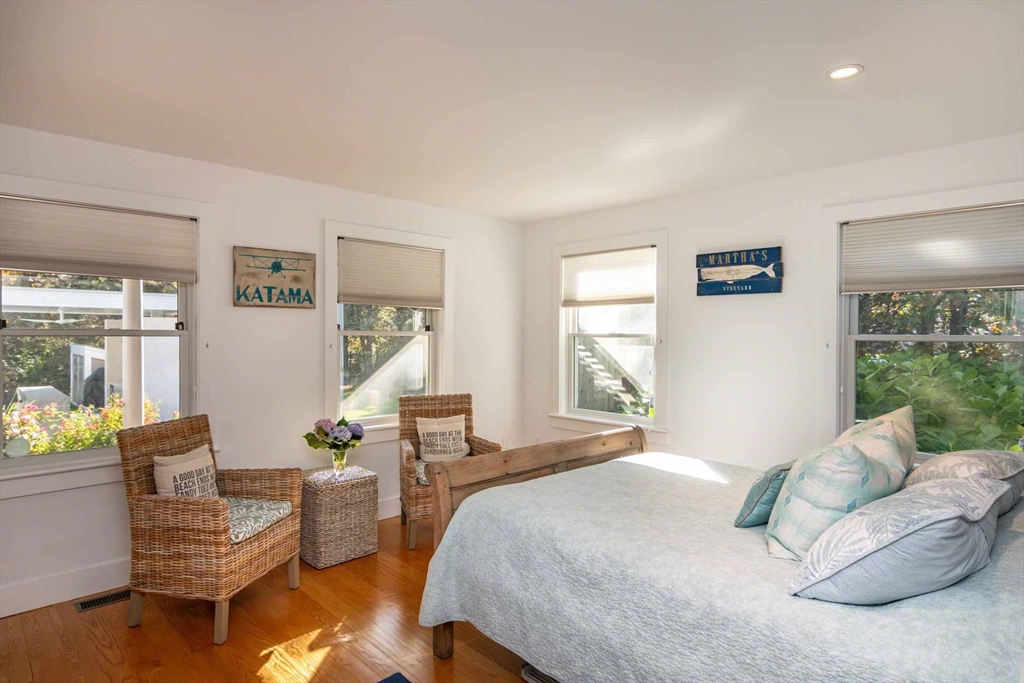 7 Katama Dr Edgartown, MA 02539