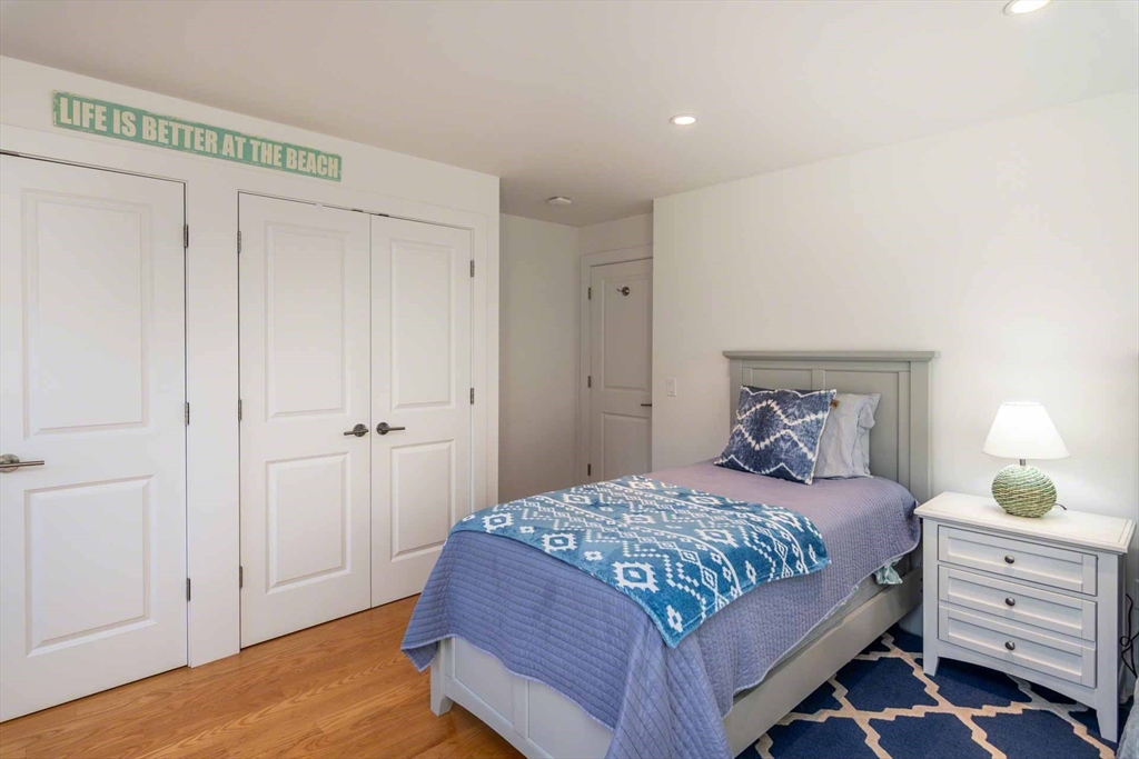 7 Katama Dr Edgartown, MA 02539