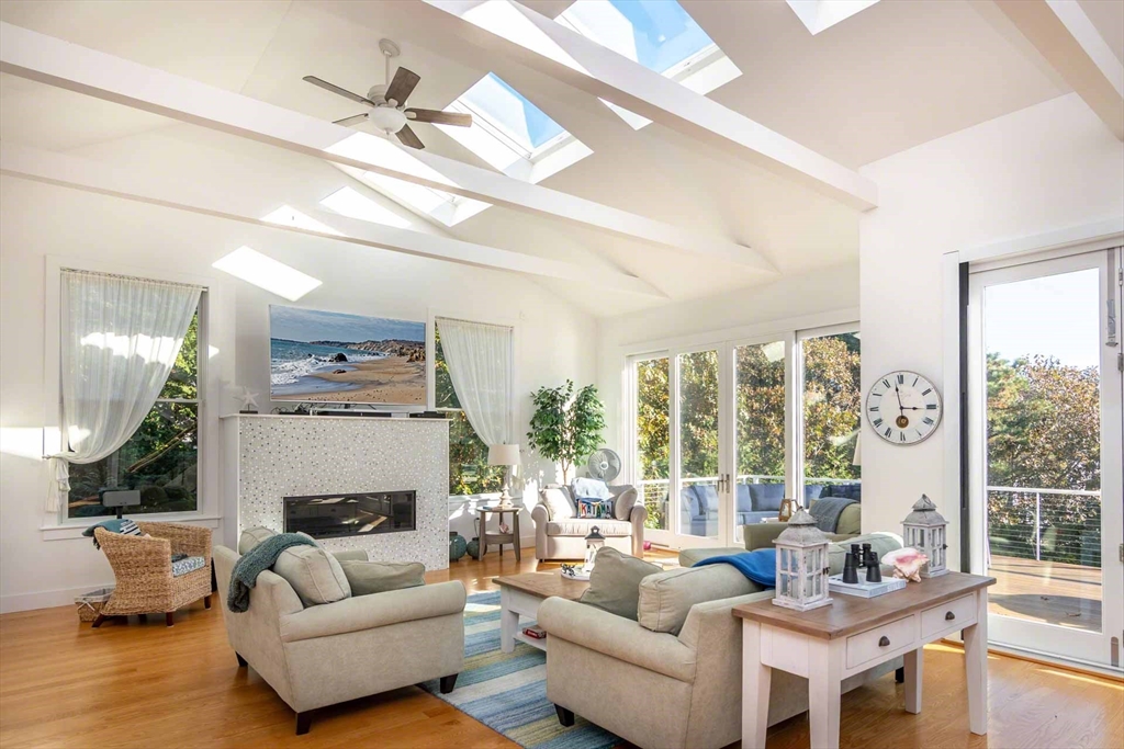7 Katama Dr Edgartown, MA 02539