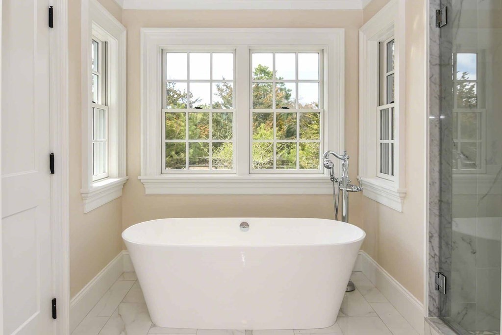29 Slough Cv Rd Edgartown, MA 02539 29 Slough Cv Rd Edgartown, MA 02539