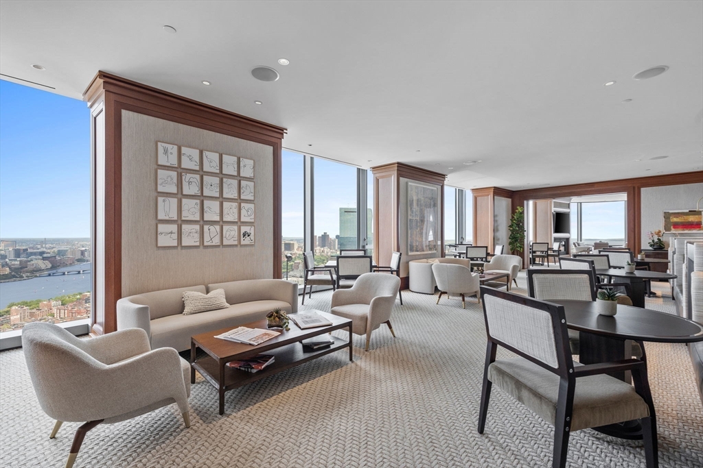 1 Dalton St #5803 Boston, MA 02115