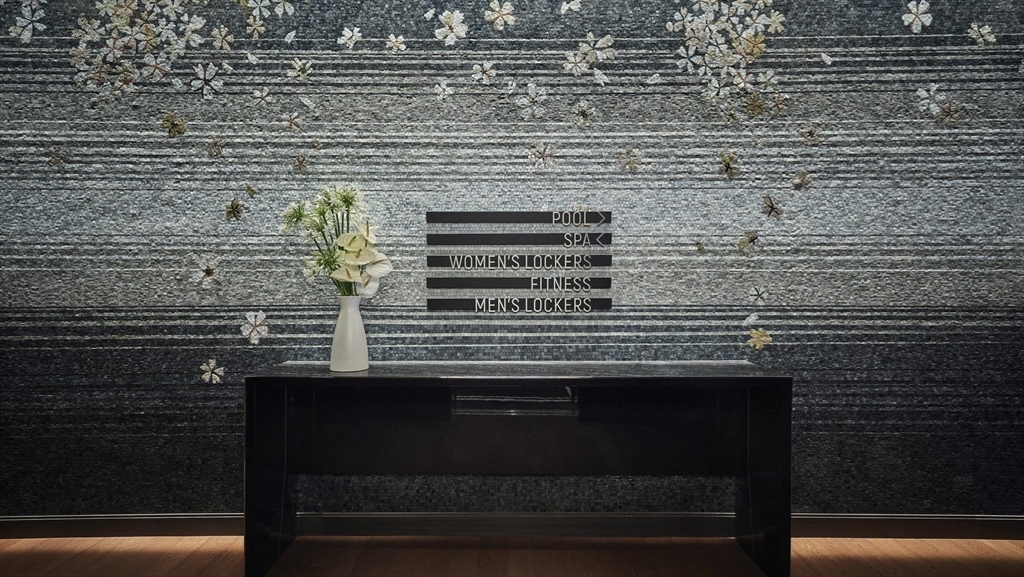 1 Dalton St #5803 Boston, MA 02115