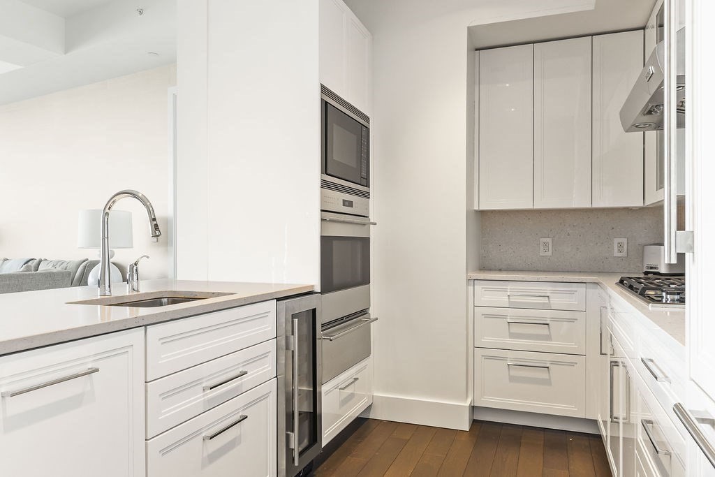 22 Liberty Dr #2F Boston, MA 02210