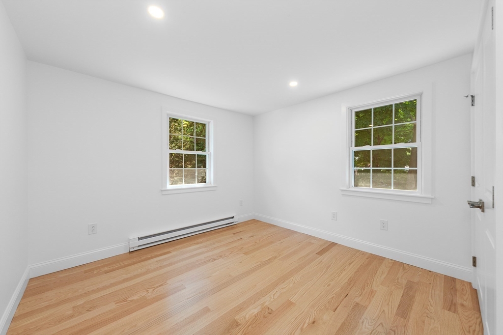 22 Park St #B Wakefield, MA 01880