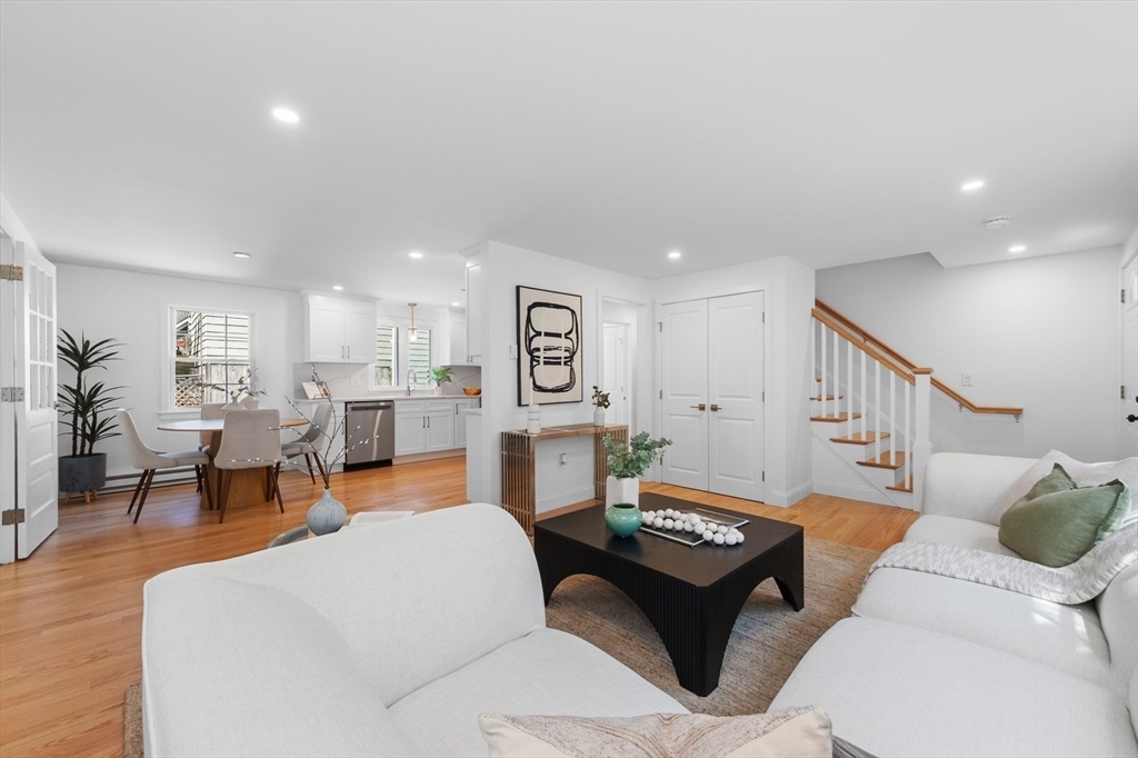 22 Park St #B Wakefield, MA 01880