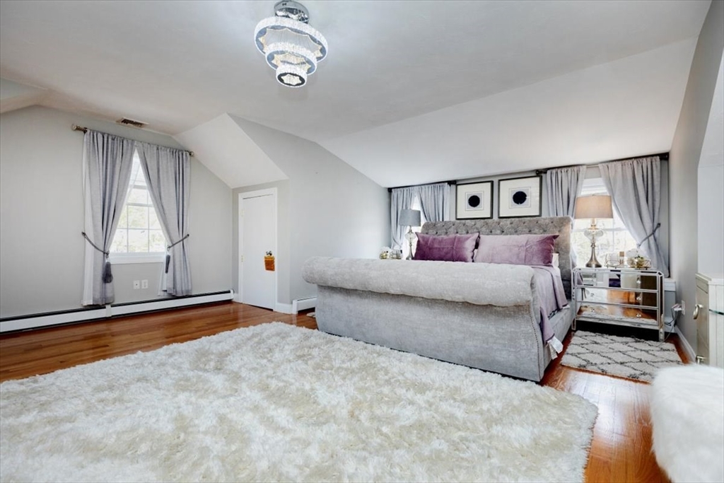 134 Nahant St #B Wakefield, MA 01880 134 Nahant St #B Wakefield, MA 01880