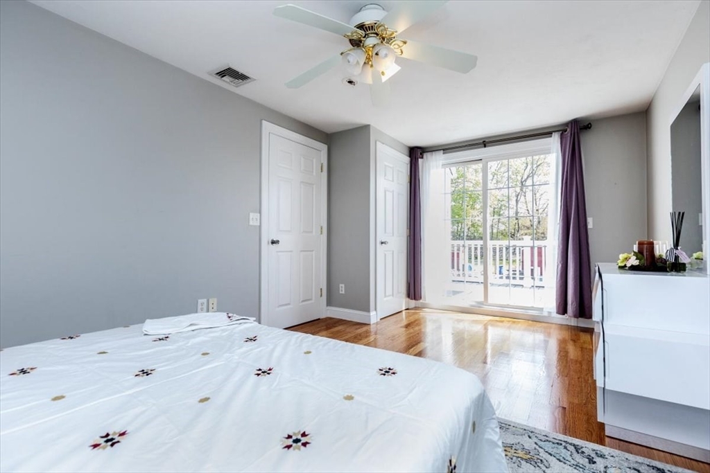 134 Nahant St #B Wakefield, MA 01880 134 Nahant St #B Wakefield, MA 01880