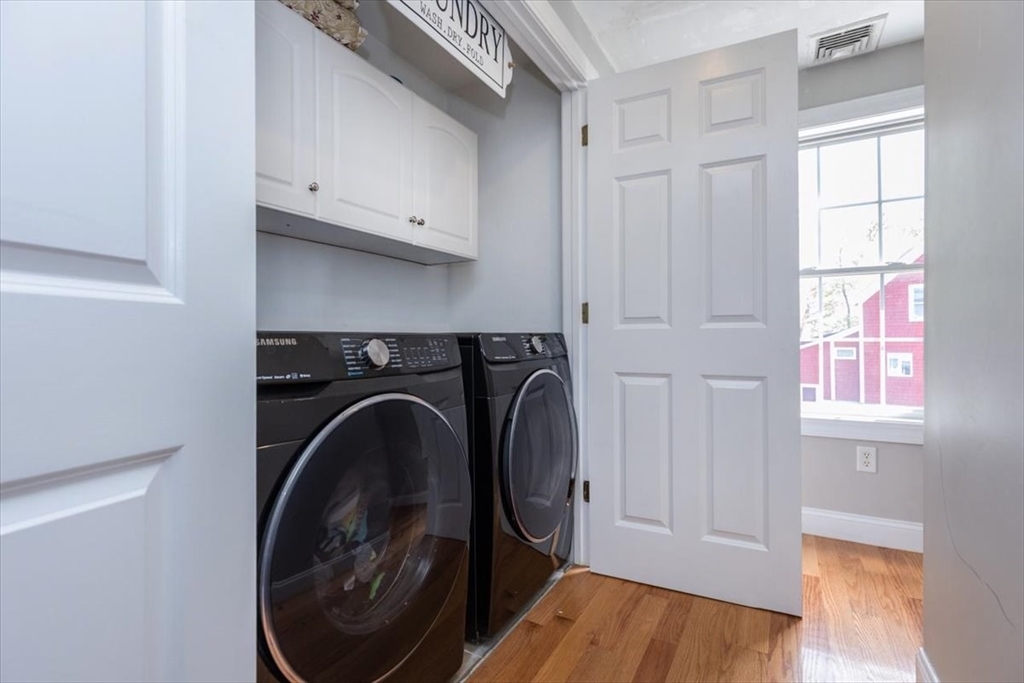 134 Nahant St #B Wakefield, MA 01880 134 Nahant St #B Wakefield, MA 01880
