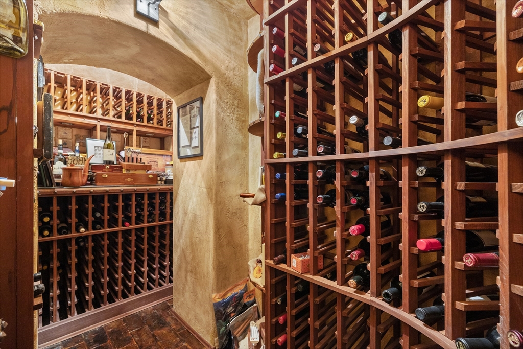 357-359 Beacon St #2 Boston, MA 02116