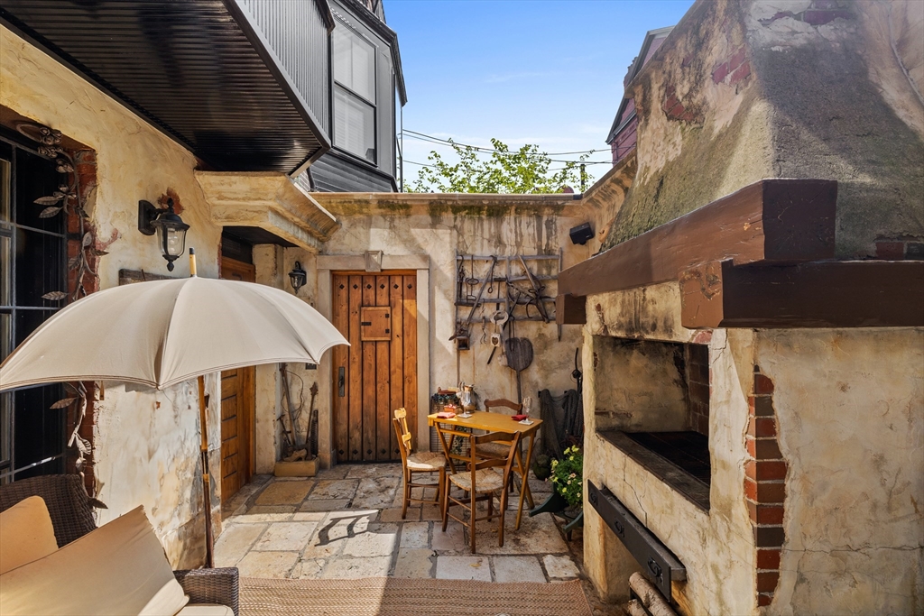 357-359 Beacon St #2 Boston, MA 02116