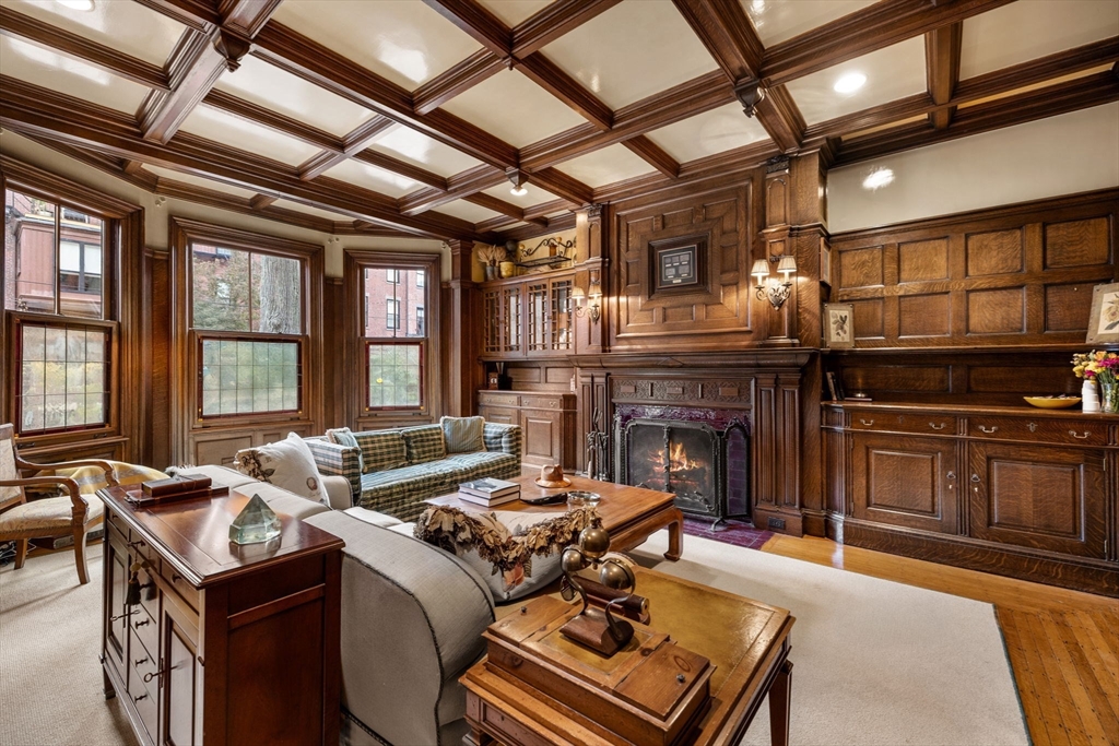 357-359 Beacon St #2 Boston, MA 02116