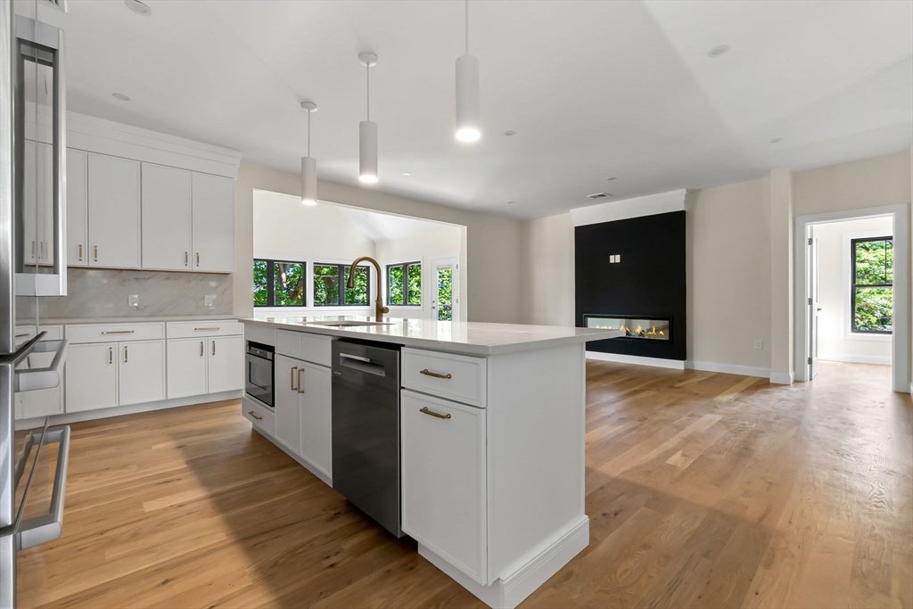 77 Farm St Wakefield, MA 01880